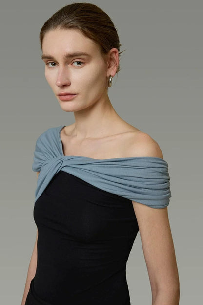 Off-Shoulder Knitted Top