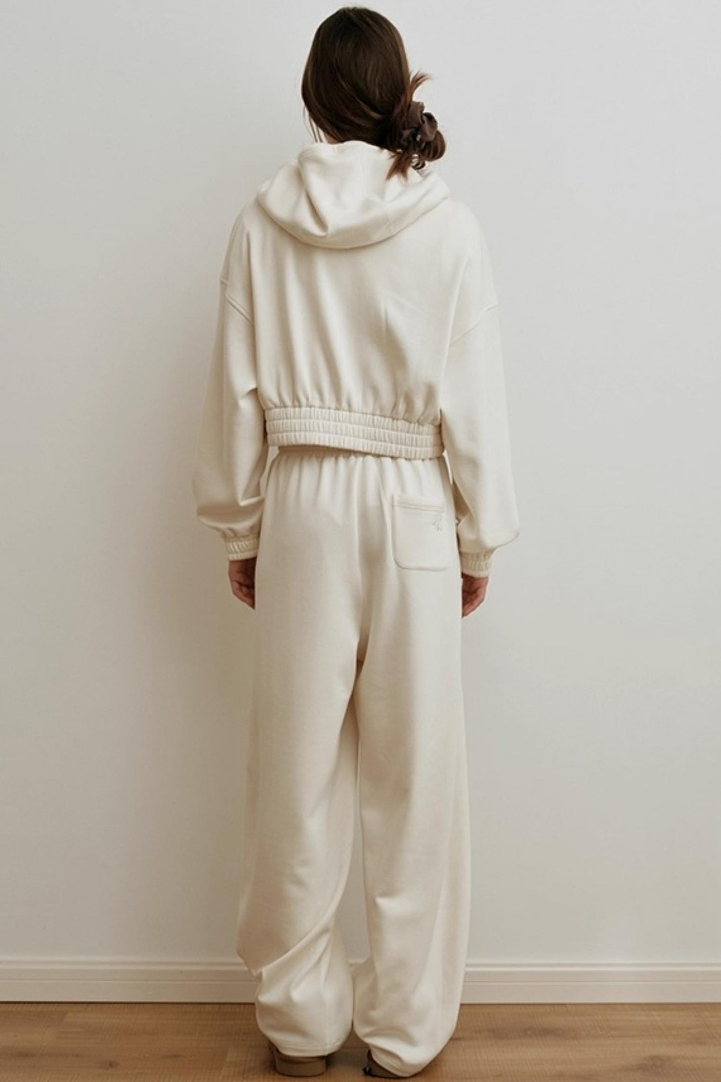 Fashionable Light Jacket Set-Up