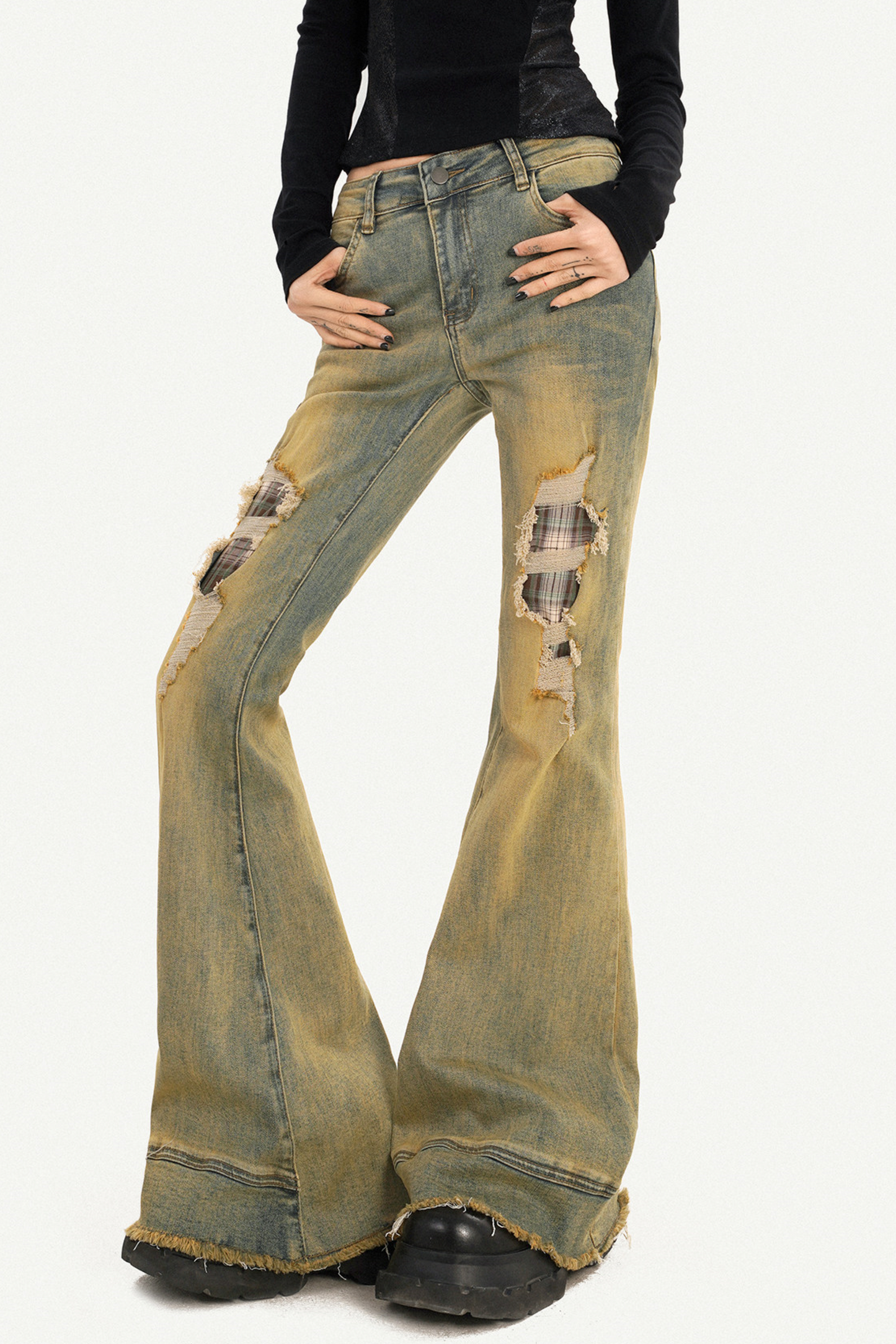 Retro Ripped Flared Jeans