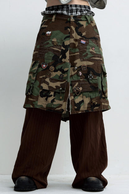 Camouflage Panel Straight-Leg Cargo Pants