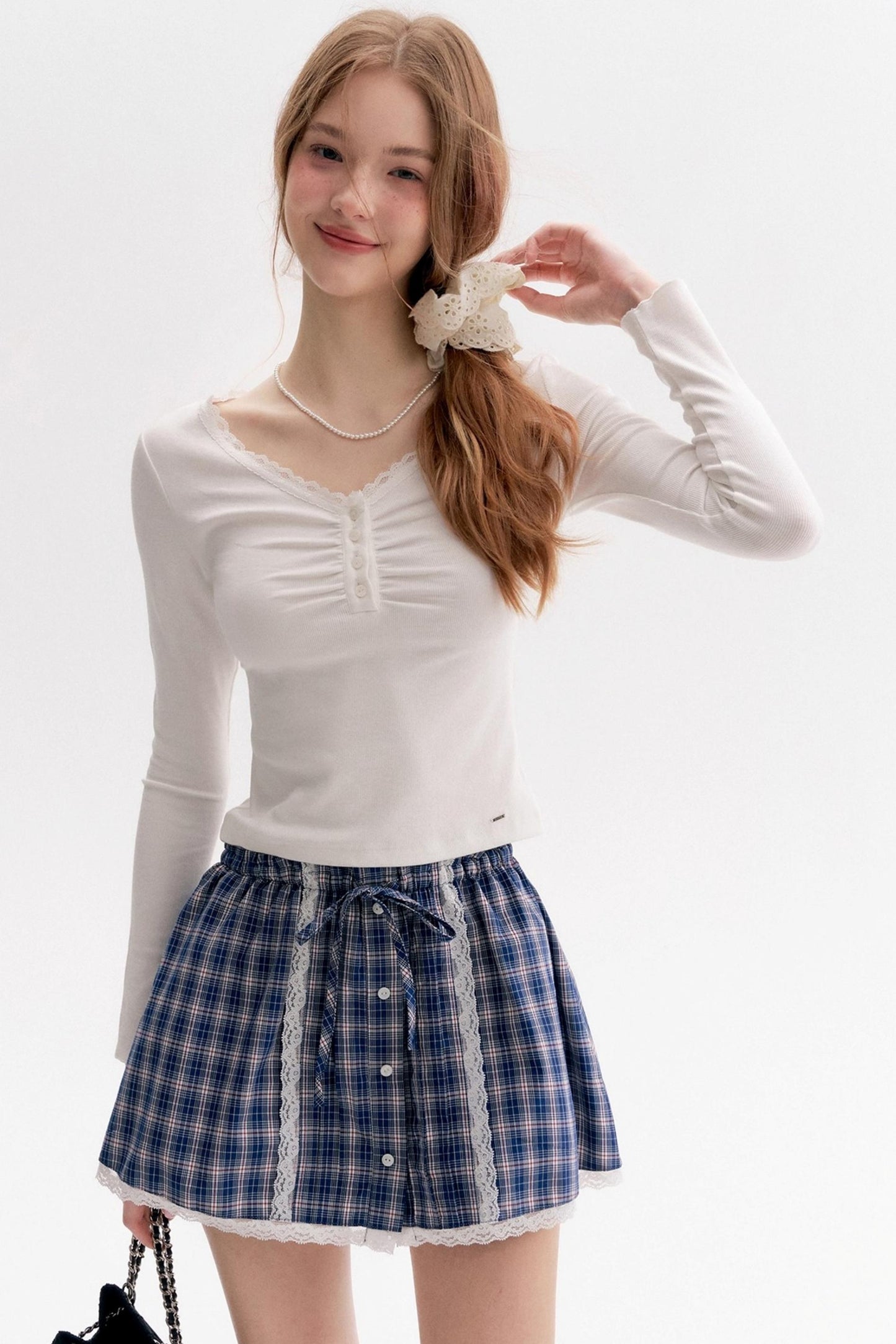 Romantic French V-Neck Knit T-Shirt