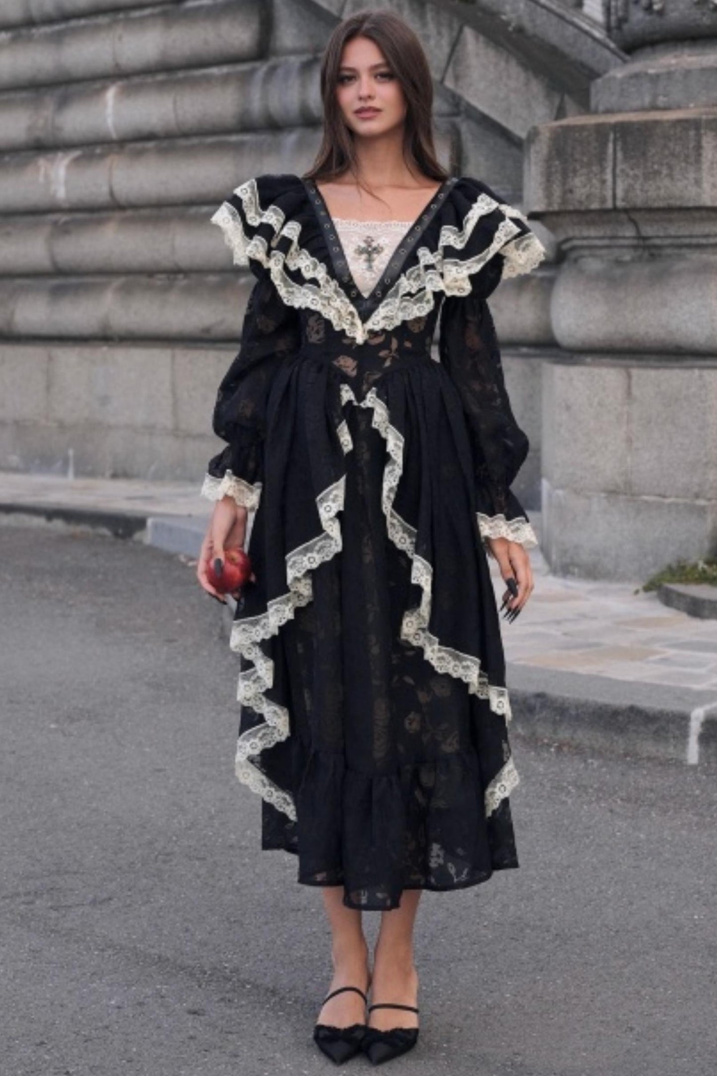 French Courtly Halloween Dress Set-Up