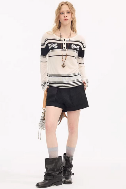 Wool Pleated Khaki Shorts