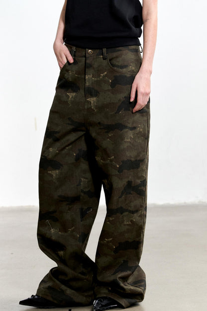 Vintage Camouflage Wide-Leg Jeans