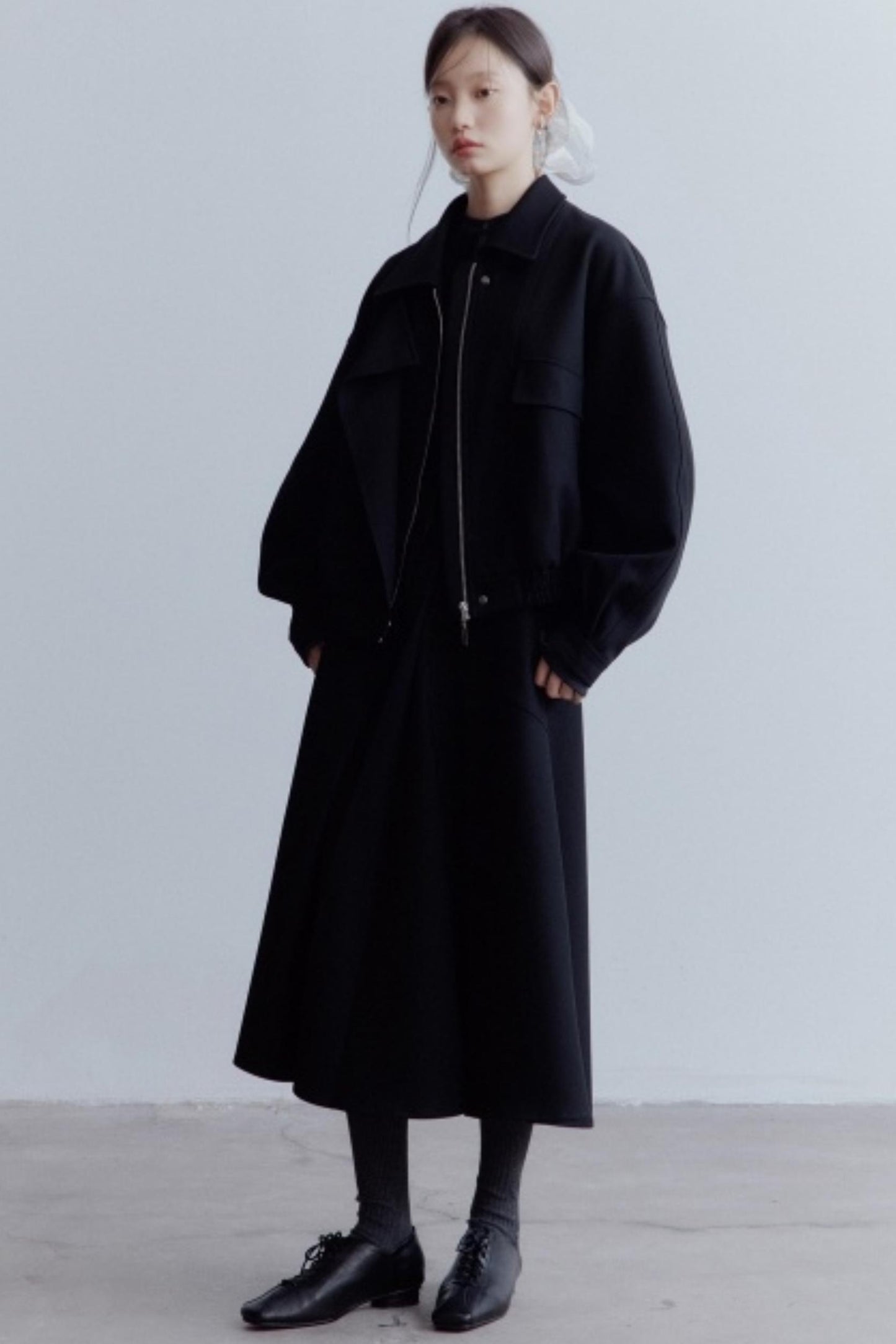 Elegant Black Wool Pleated Skirt