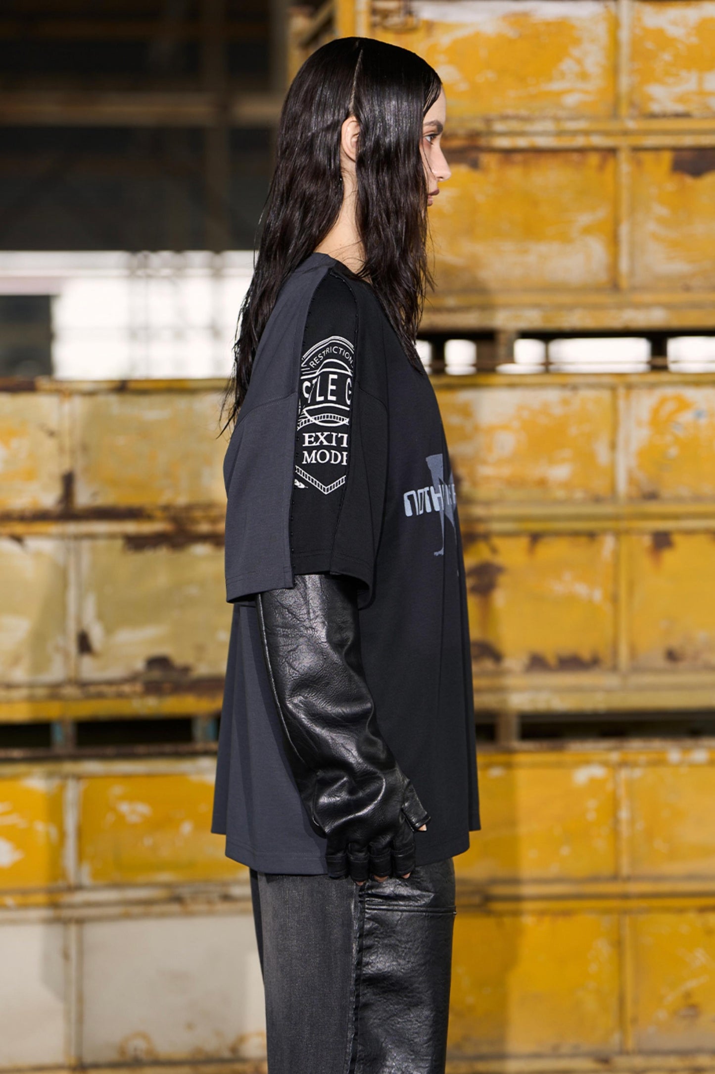 Short Sleeve Buckle Layered T-Shirt