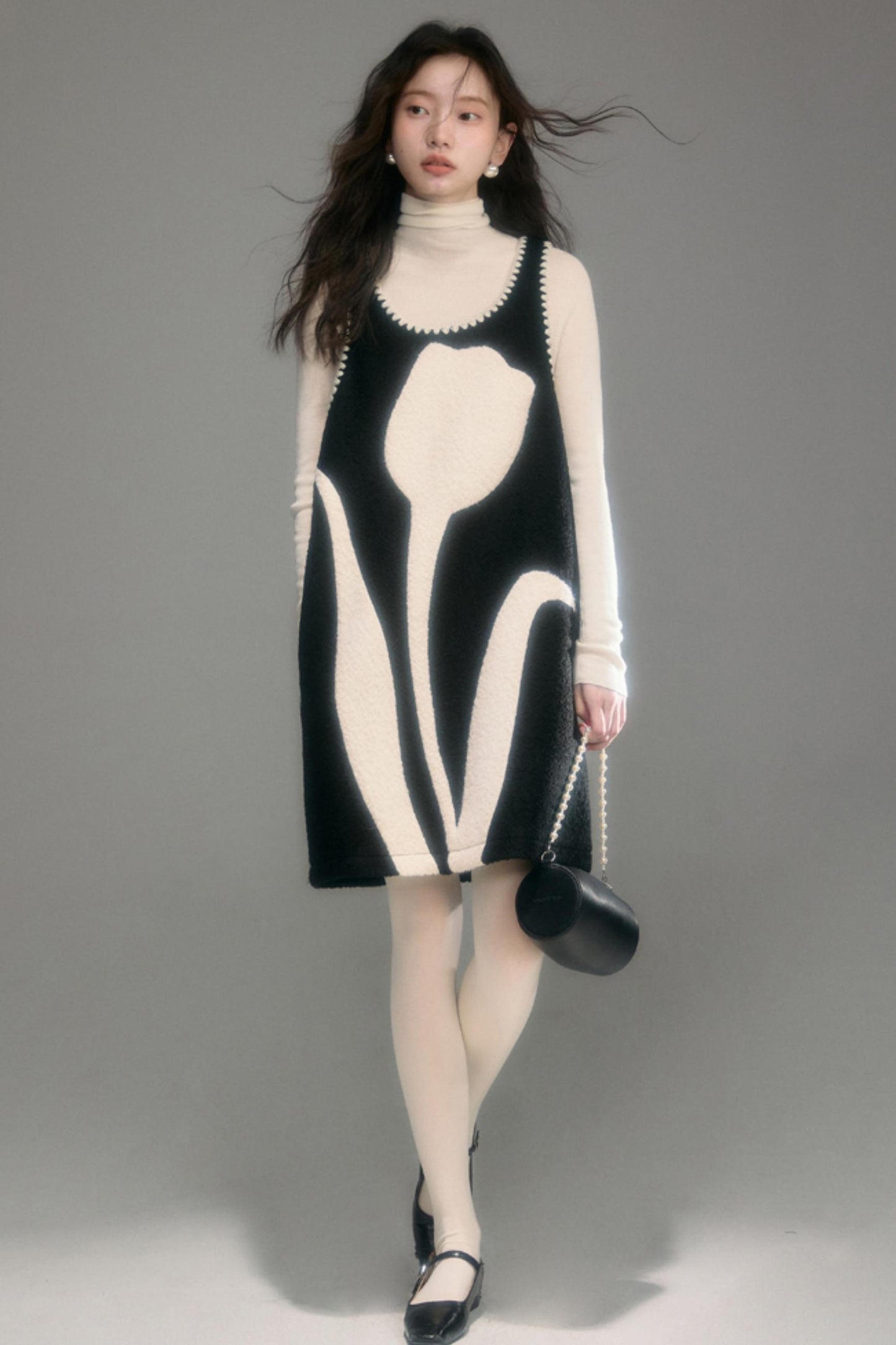 Yangtze Pure Wool Turtleneck Knit Top