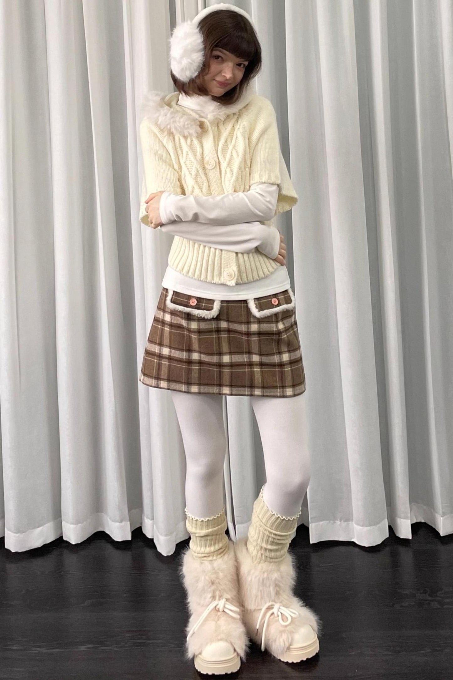 Off-White Fur Collar Knit Sweater Jacket