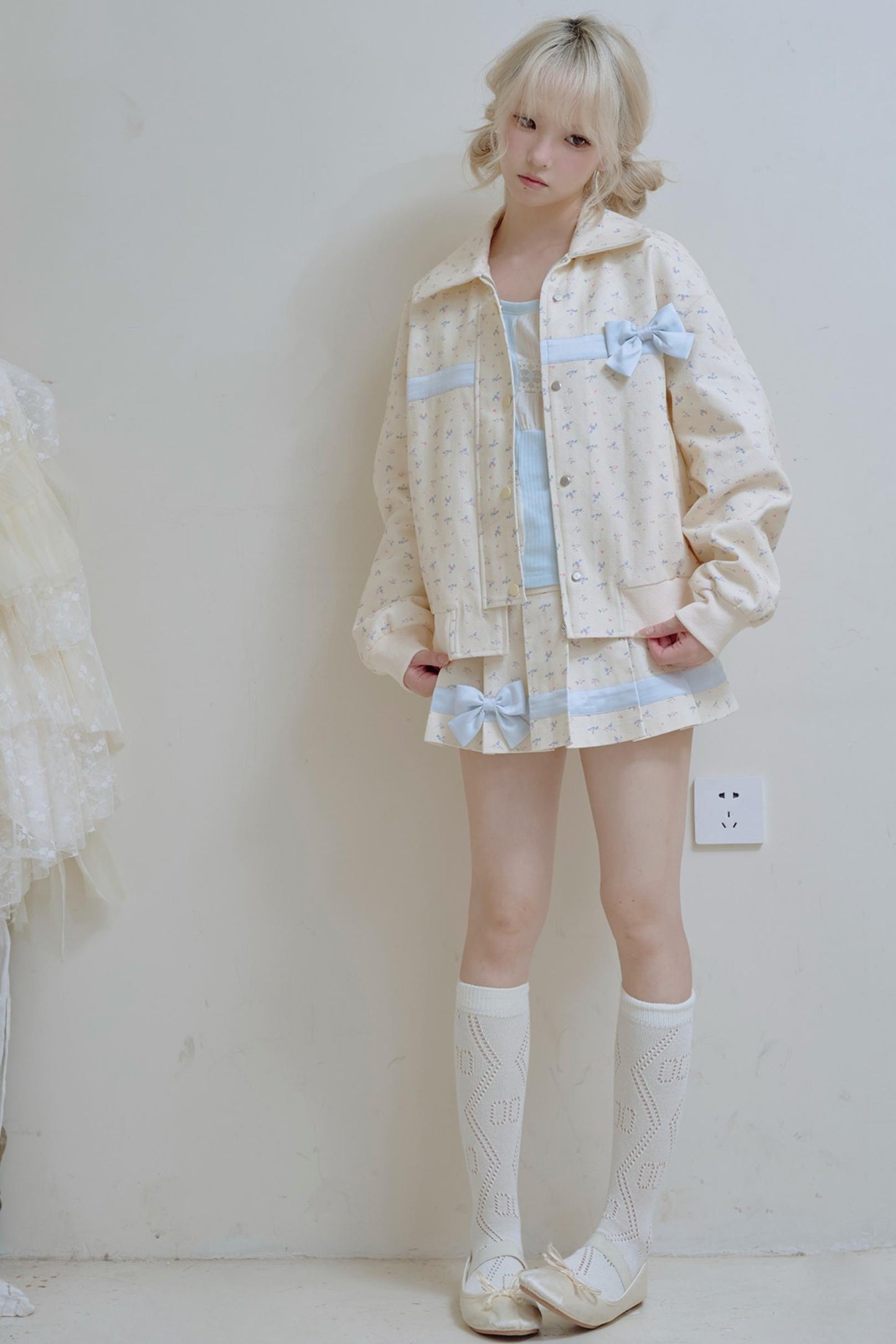 Beige Floral Blue Bow Jacket Set-Up