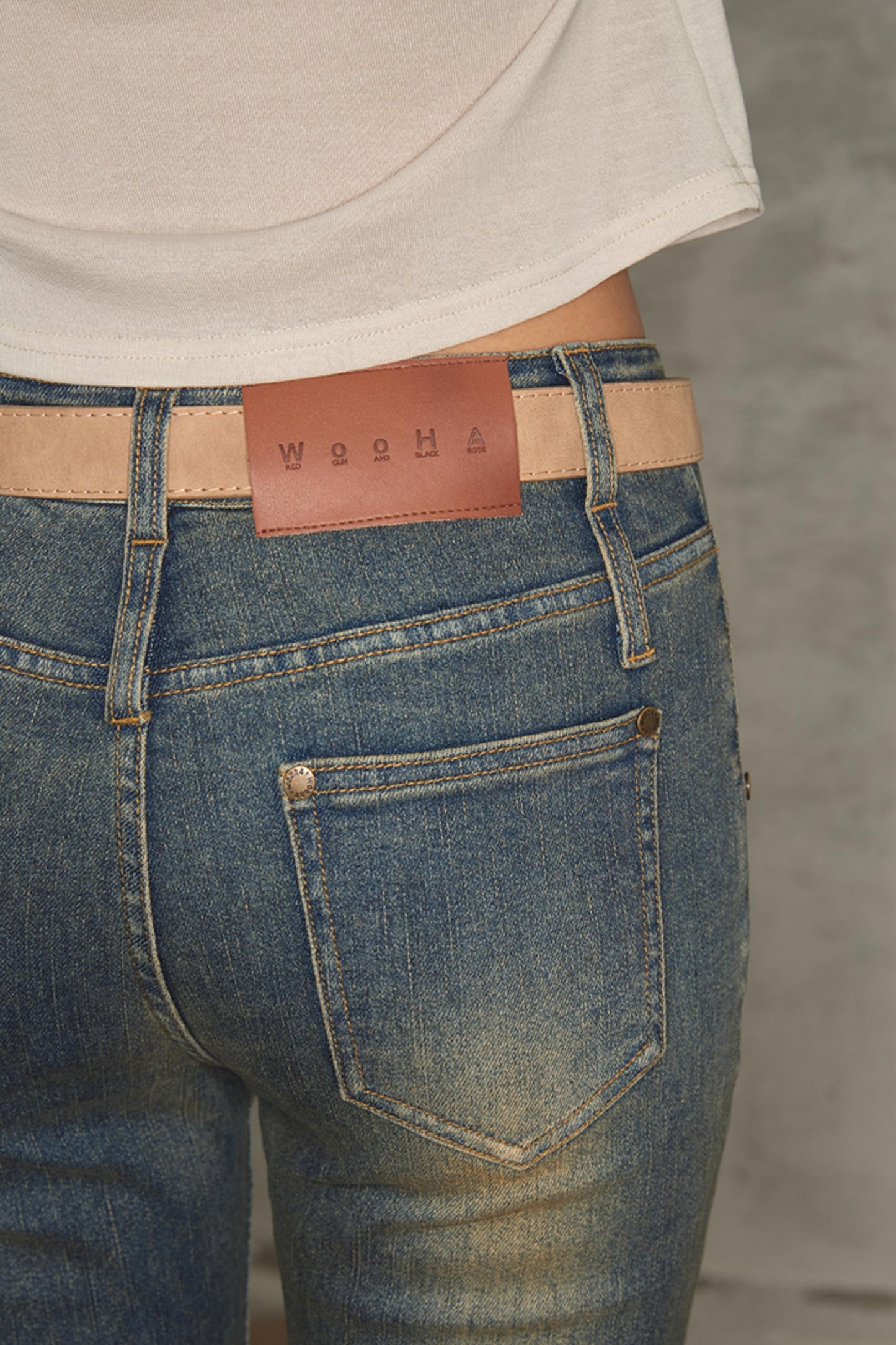 Retro Chic Distressed Skinny Jeans