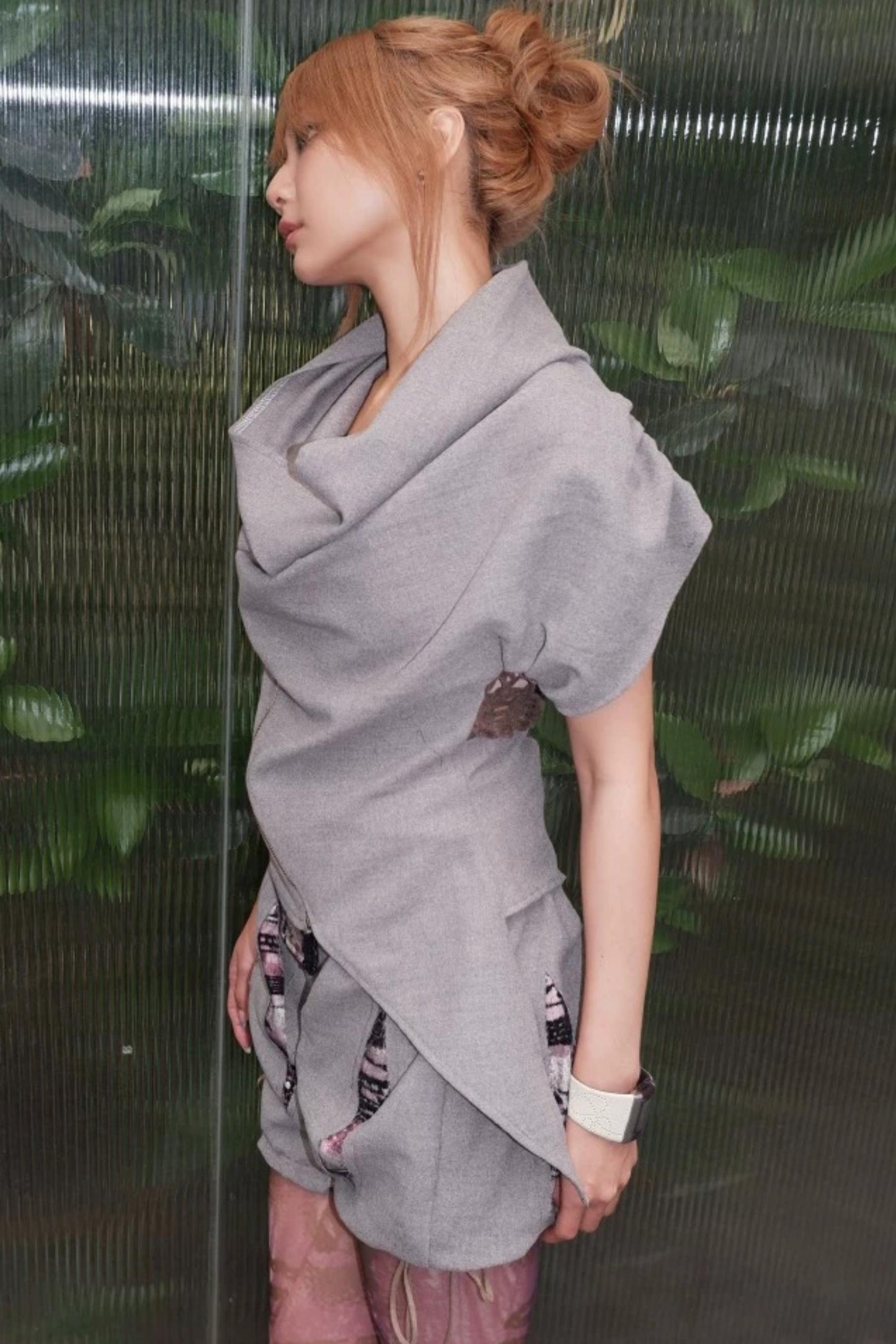 Asymmetrical Layered Collar Vest