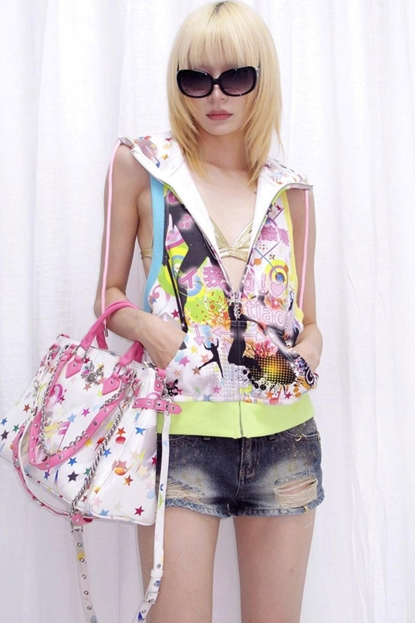 Note Print Hooded Vest