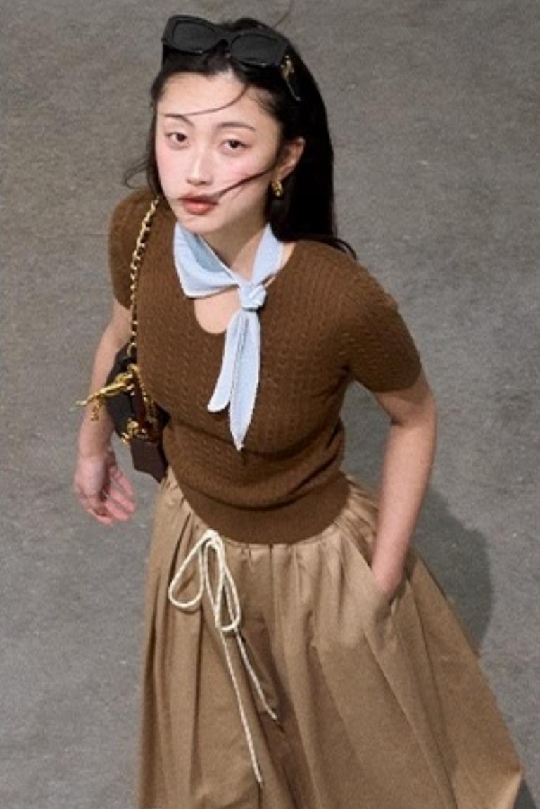 Soft Waxy V-Neck Knit Top