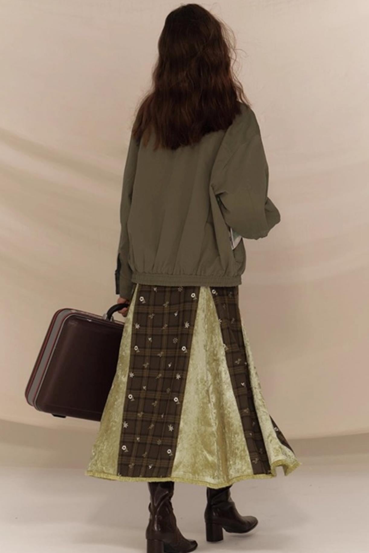 Embroidery Irregular Splicing Velvet Skirt