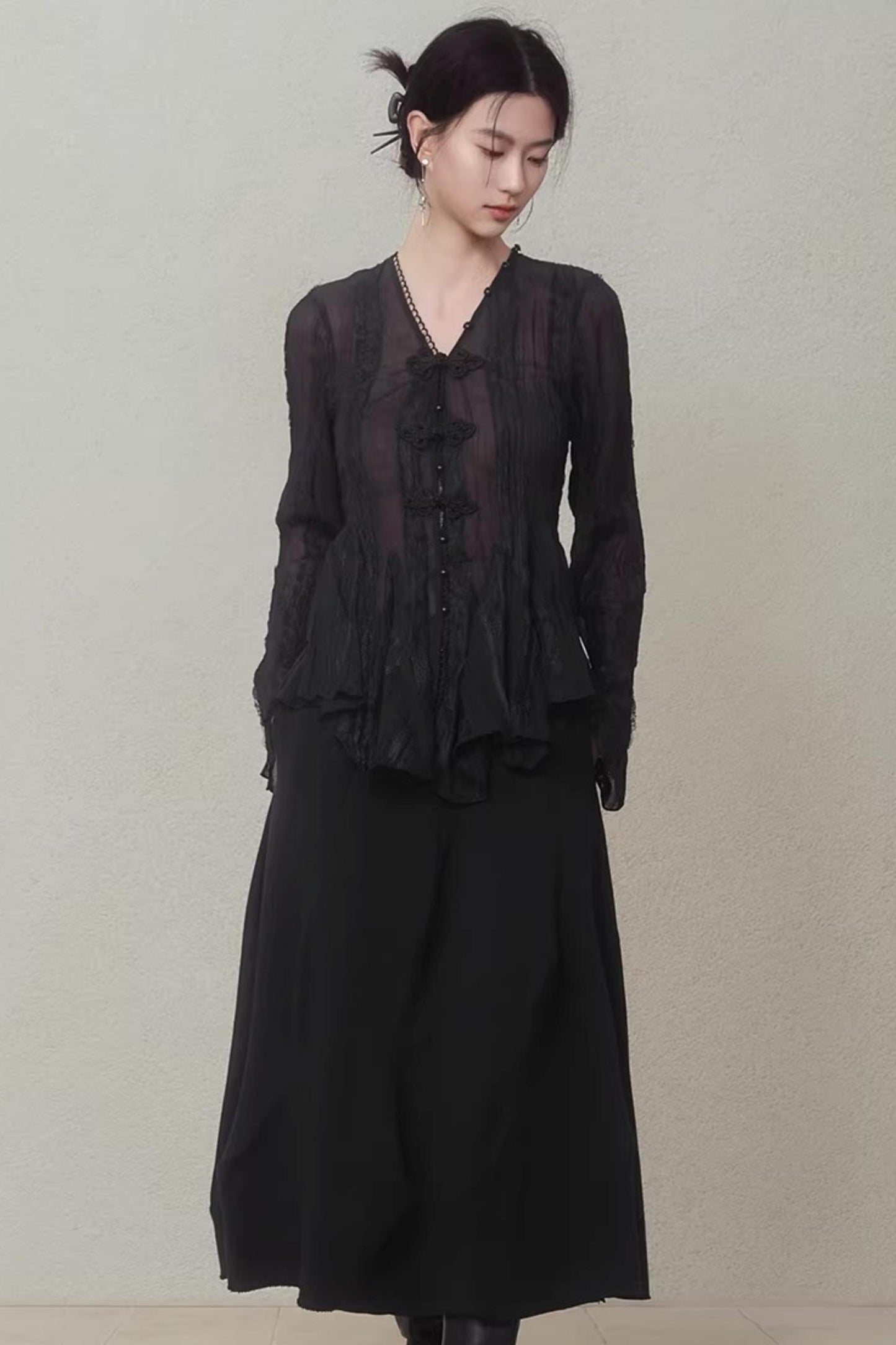 Misty Black New Chinese Top