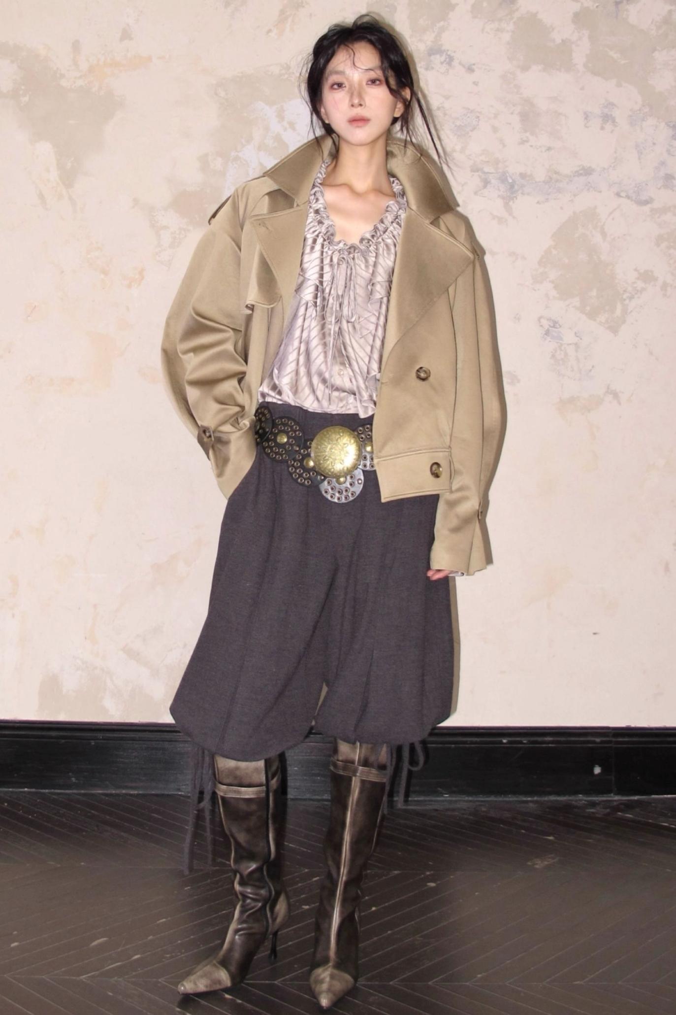 Three-Dimensional Wool Drawstring Pants