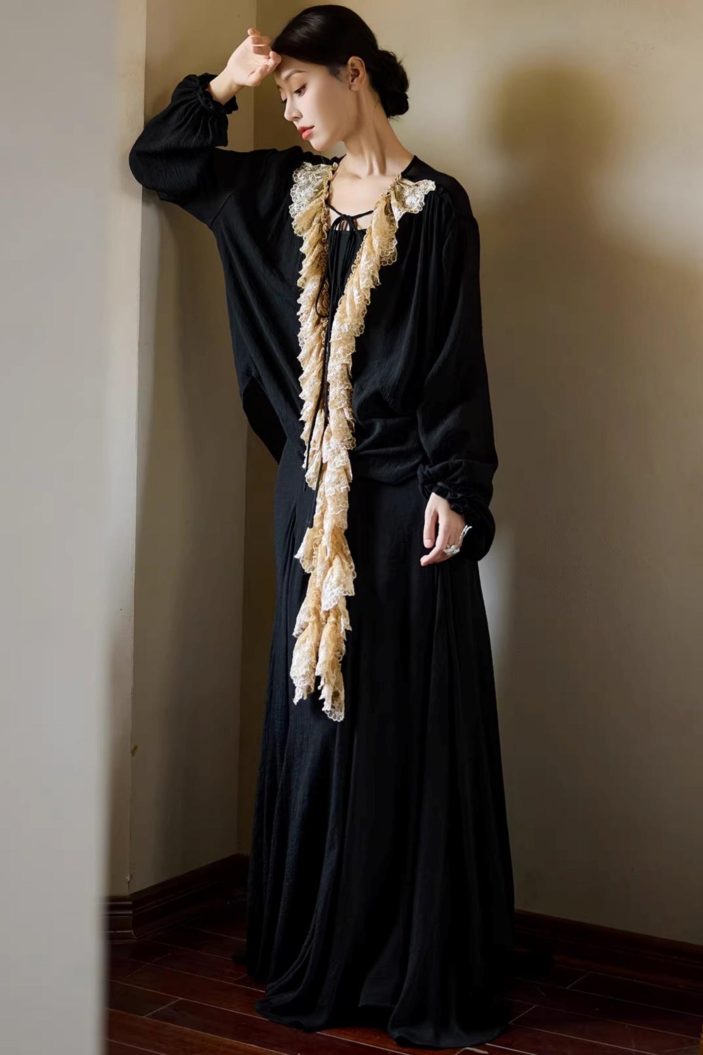Plant-Dyed Lace Sleeve Shirt Set-Up