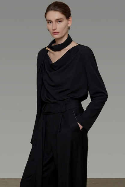 Streamer V-Neck Shirt