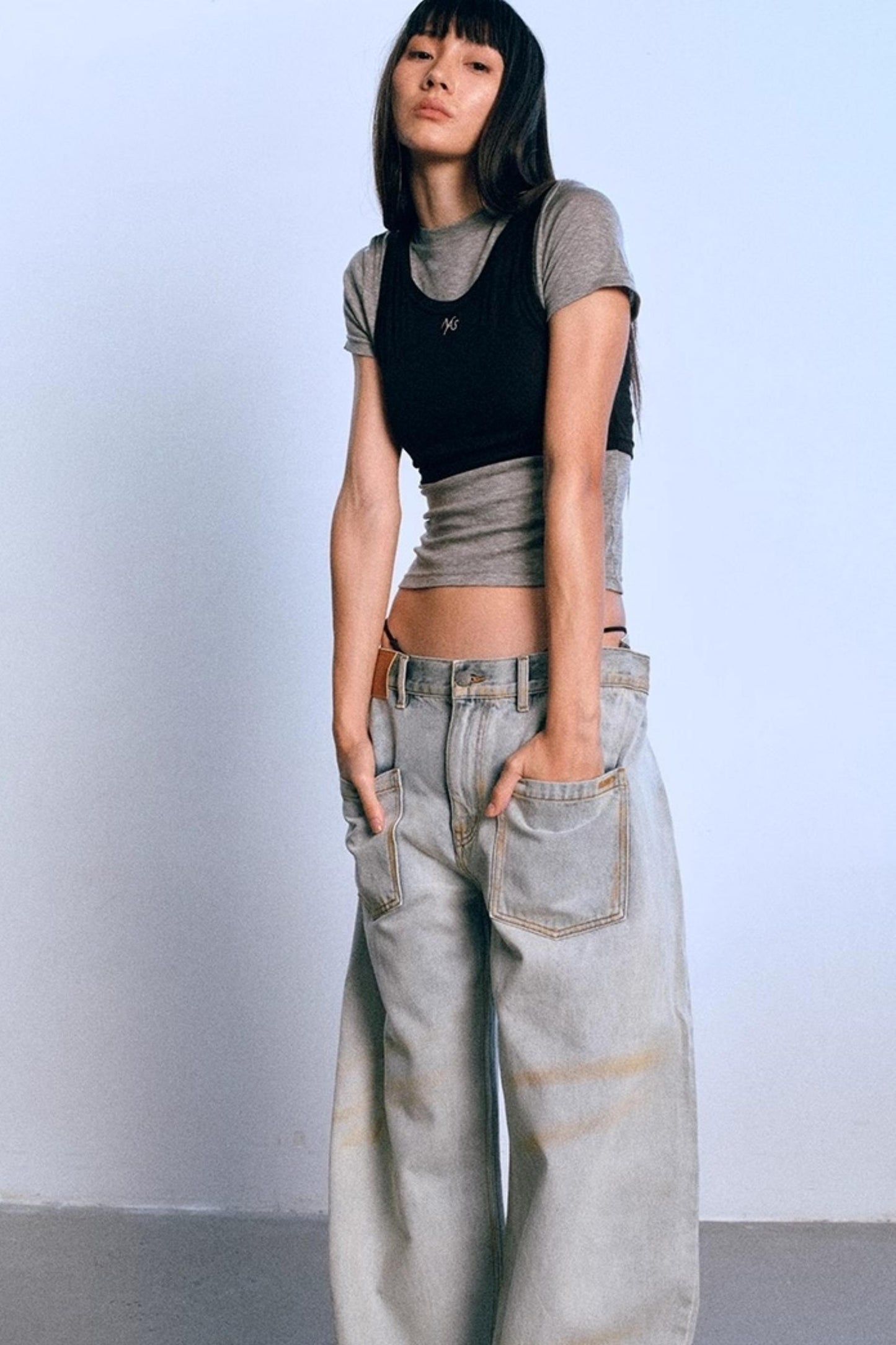 Reversed Wide-Leg Cargo Pants
