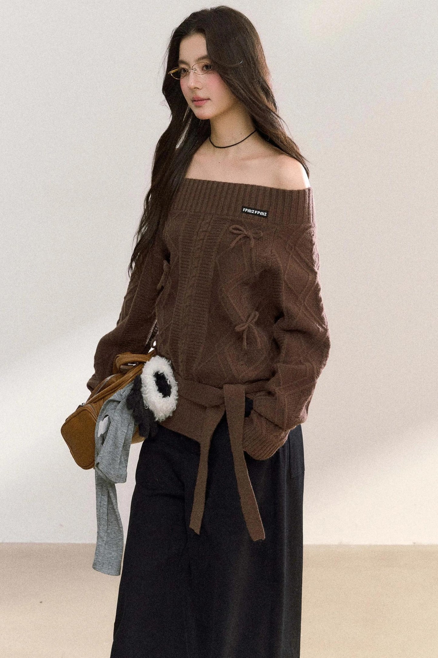 One-Shoulder Bow Knit Top