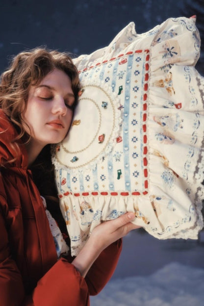 Lacemade Sweet Lace Cushion