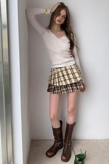 Textured V-neck Wool Knit Slim Top