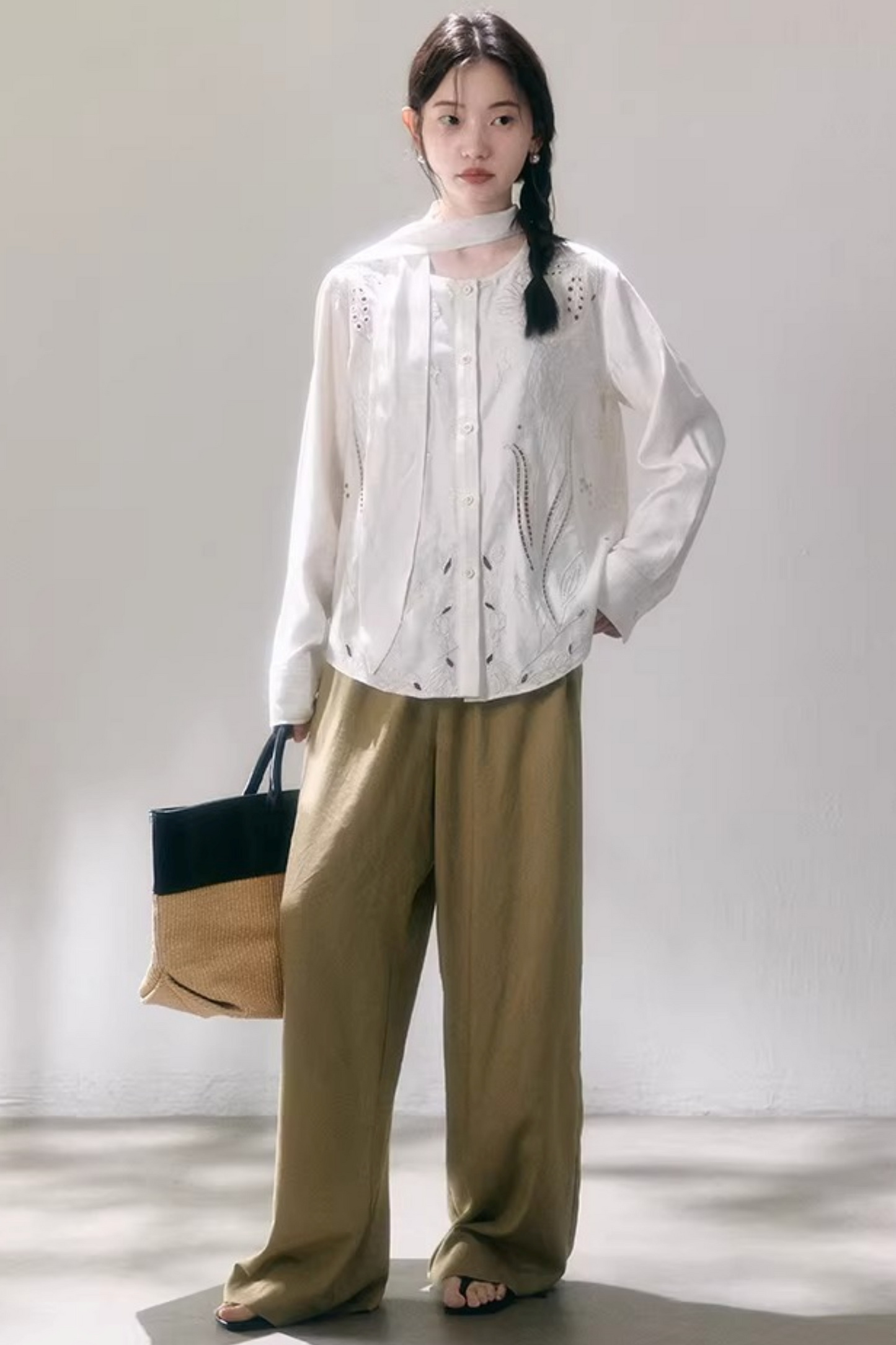 Tulip Embroidery Blouse