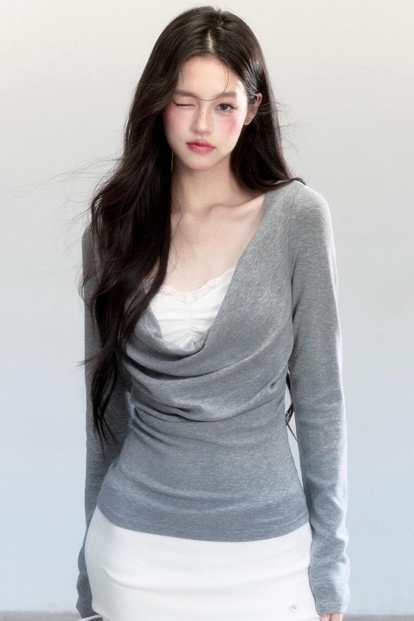 Gray Flower Swing Knitwear