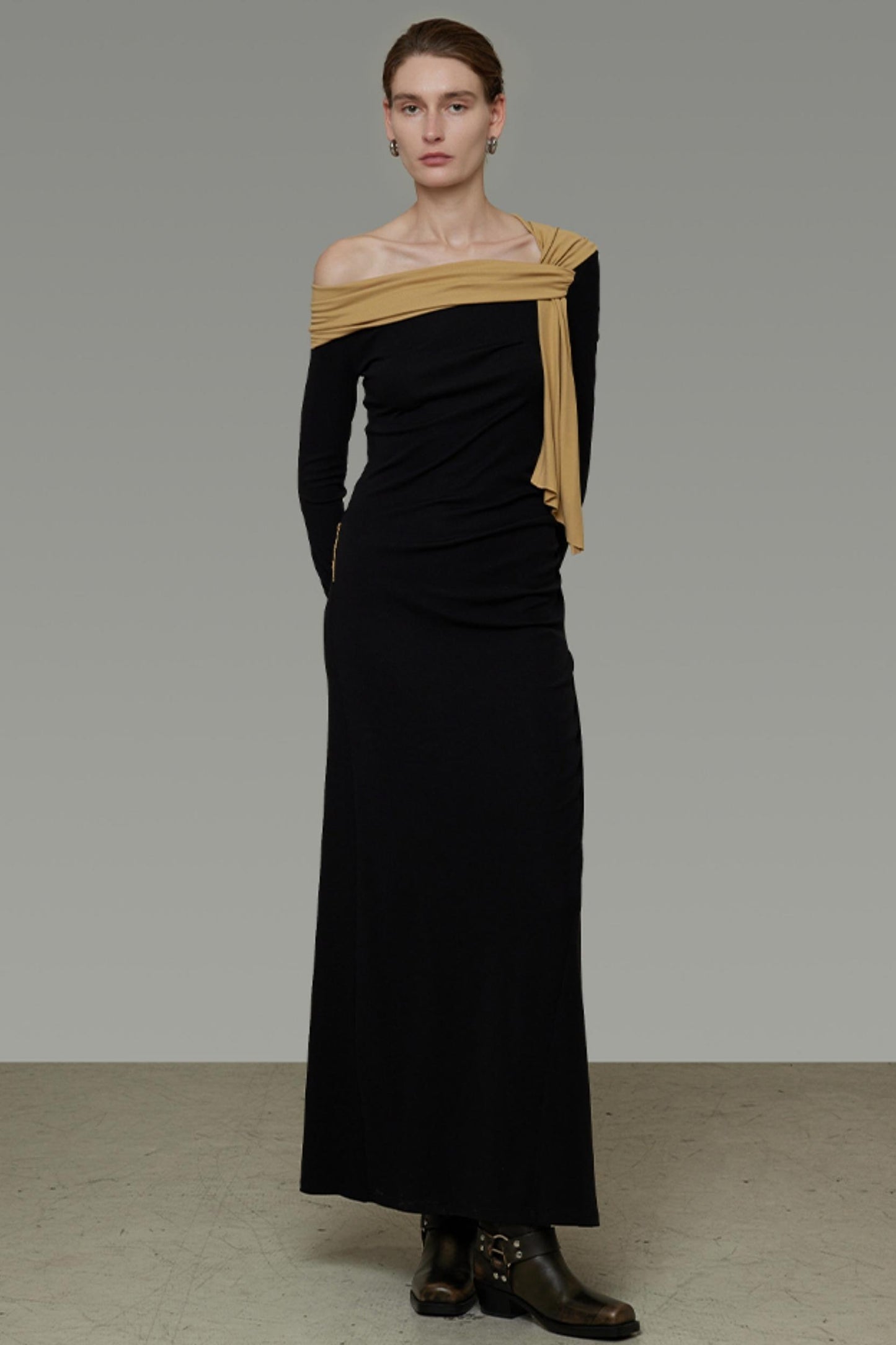 Slim Autumn One Shoulder Dress