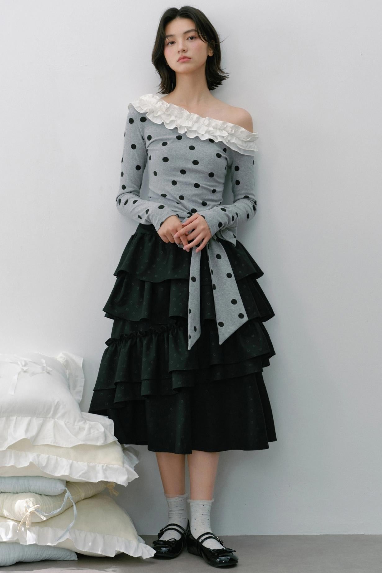 Slanted Polka Dot Long-Sleeved T-Shirt