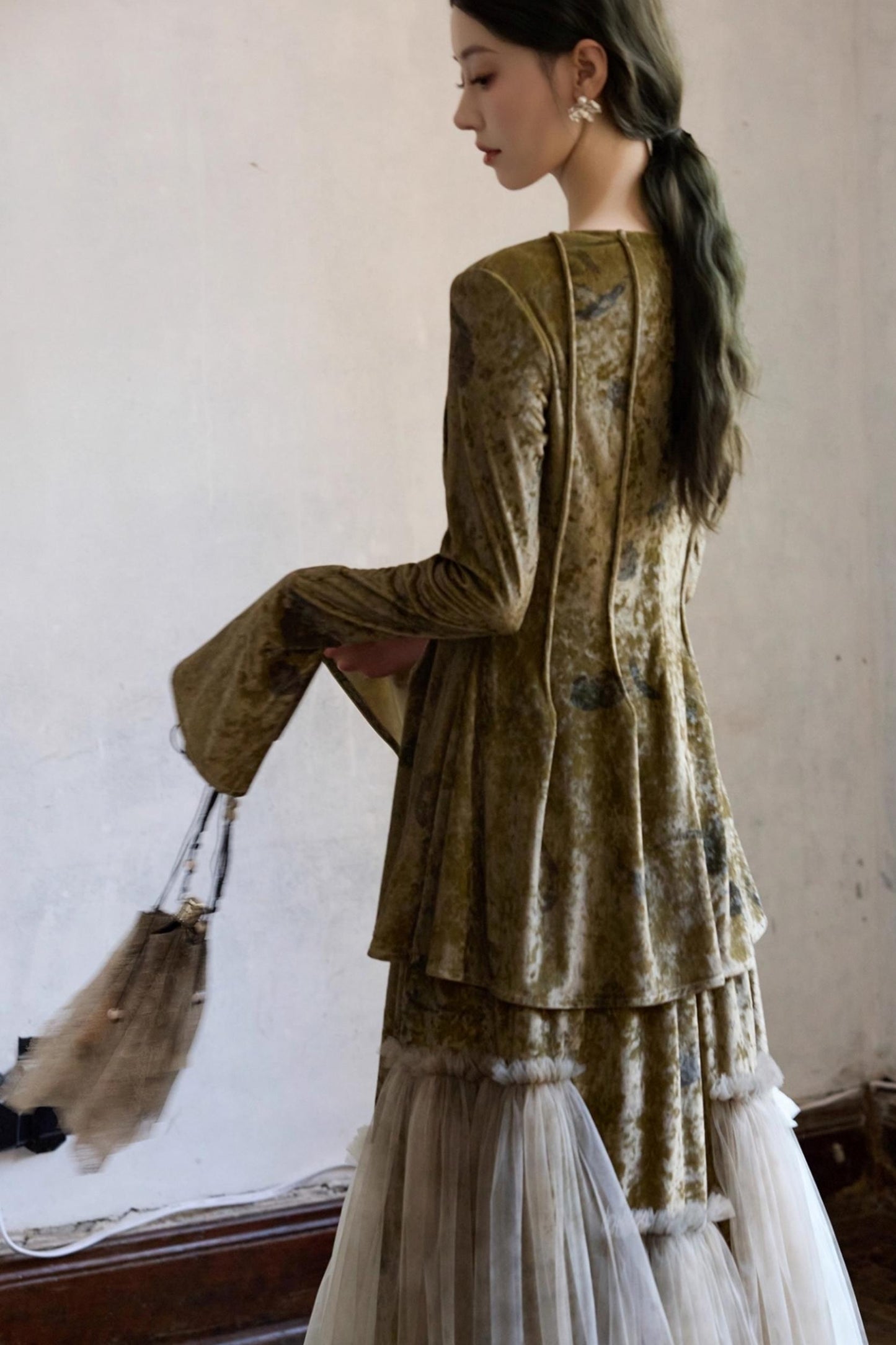 Niche Beaded Wine Pot Bag