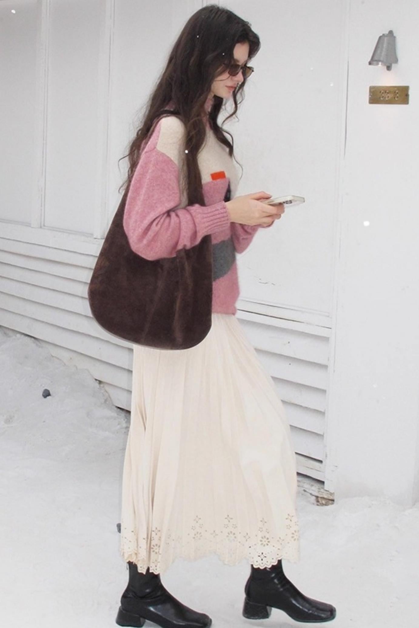 Pink Vintage Cashmere-Like Turtleneck Sweater