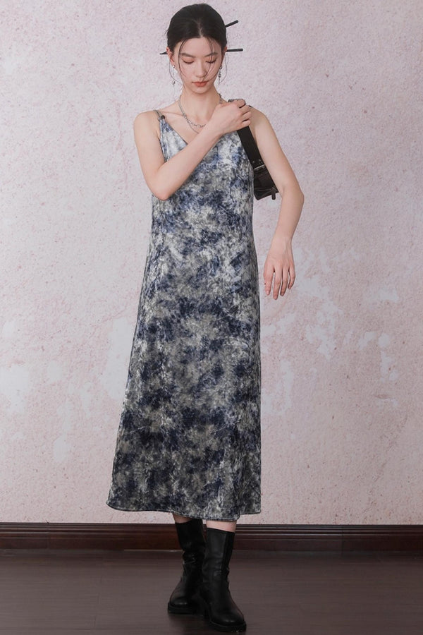 Yuanque Blue Velvet Slip Dress