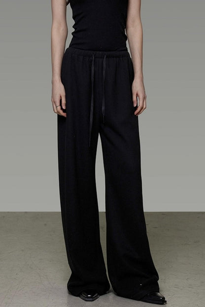 New High-Waisted Lace-Up Slacks