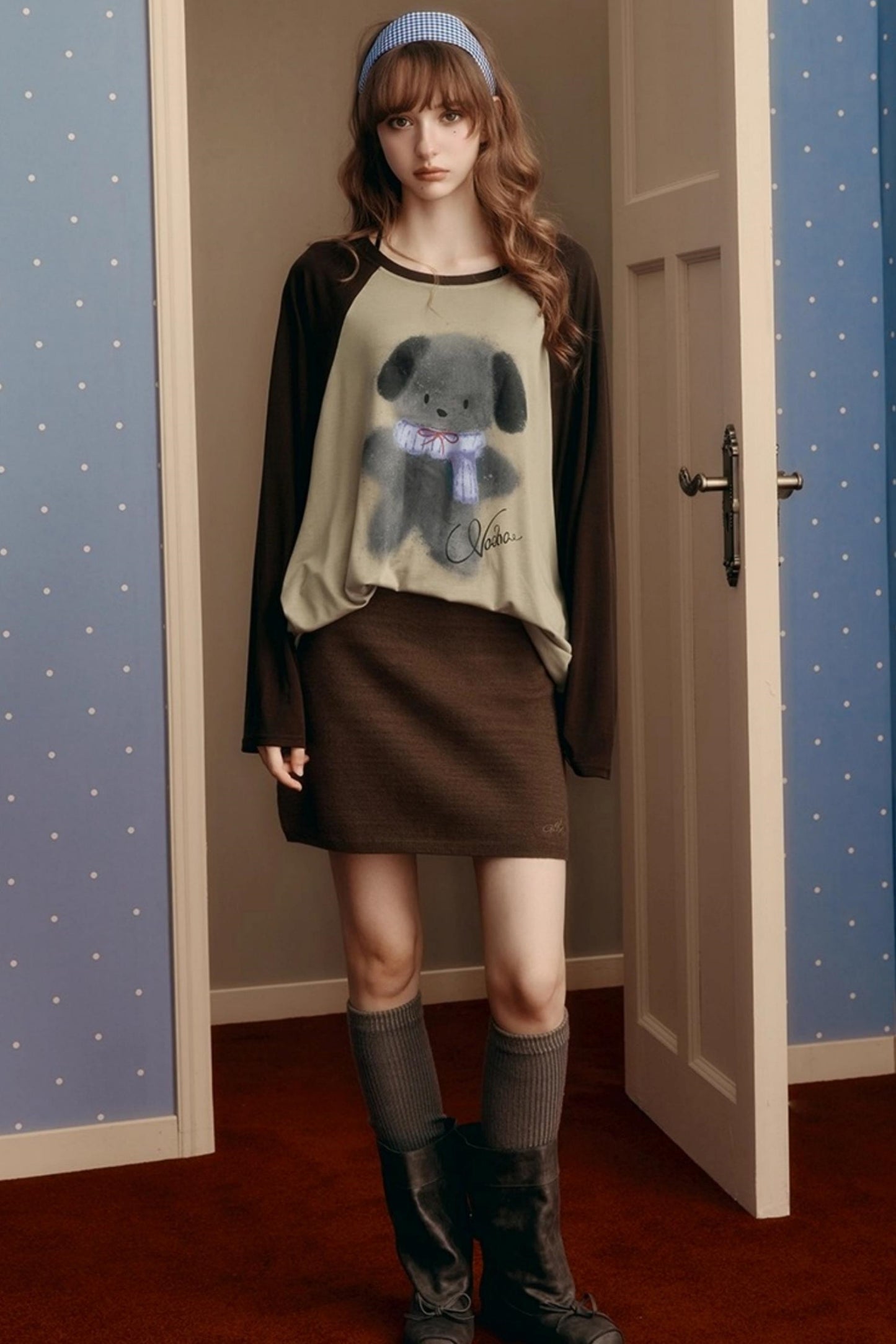 Contrasting Raglan Sleeve Top