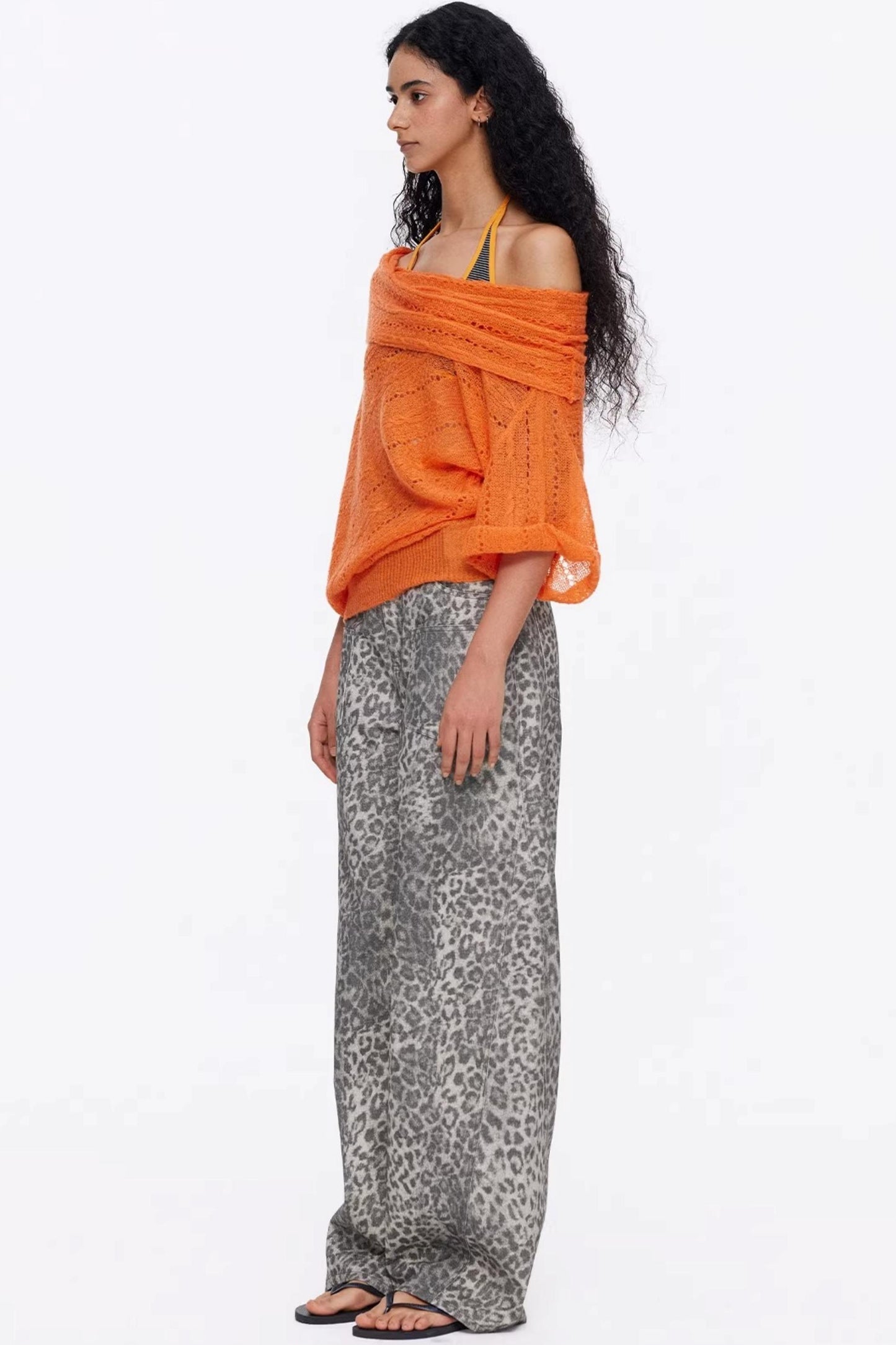 One-Shoulder Oversized Knit Blouse