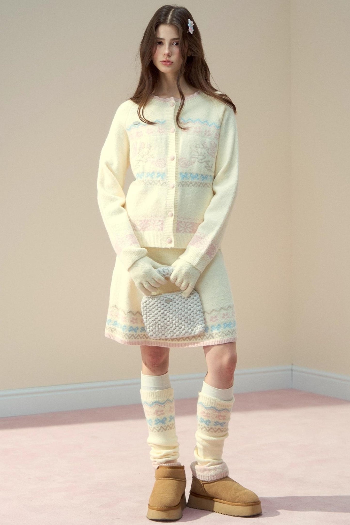 Fair Knitted Leg Cover