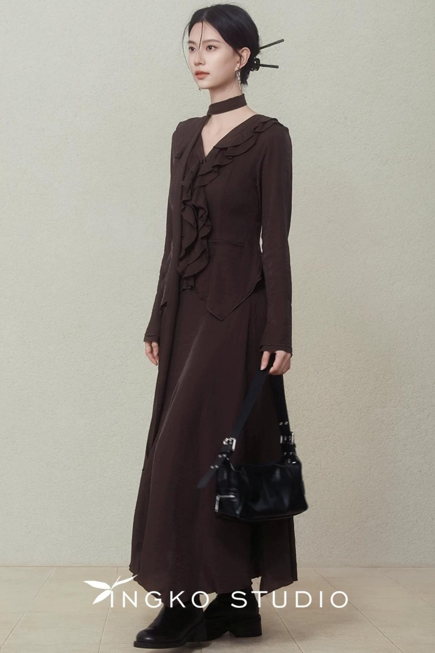 Asymmetrical Chestnut Ribbon Top Set-Up