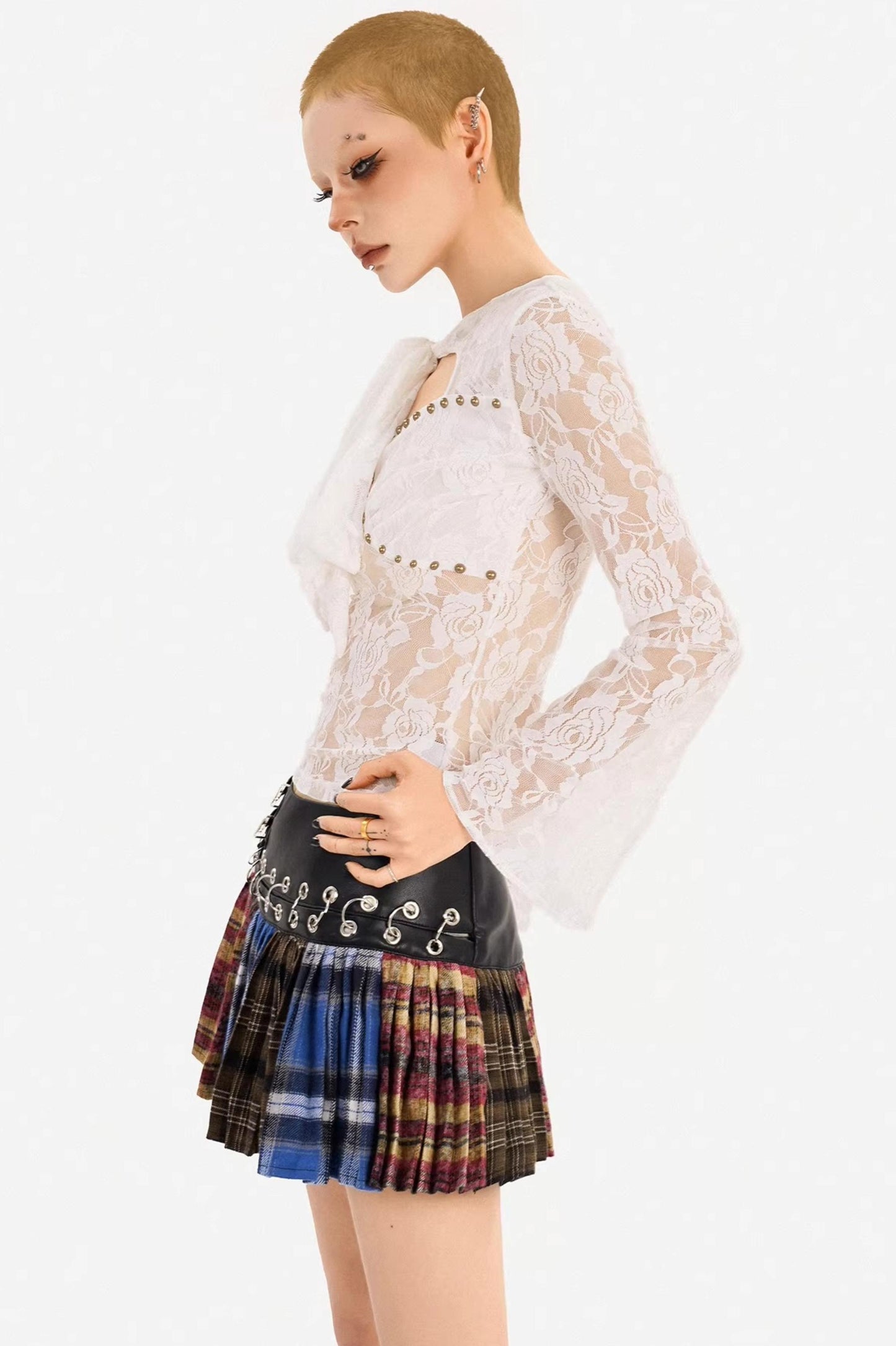 Lace Ribbon Slimming Top
