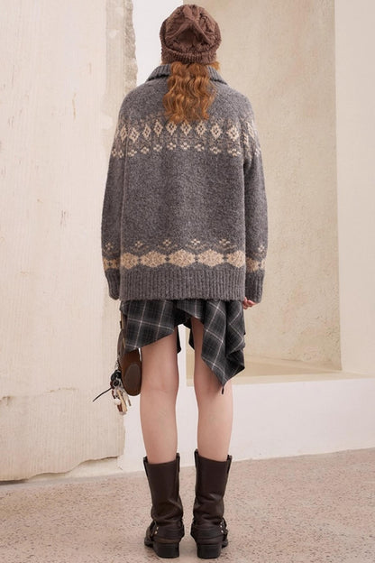 Bird Horn Buckle Loose Warm Cardigan