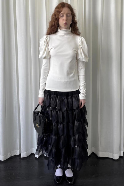 White Doll Collar Knitted Shirt