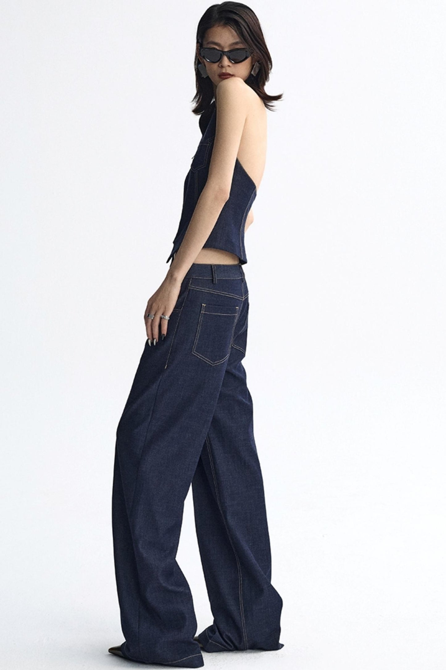 Tanned Back Pocket Loose Denim Pants