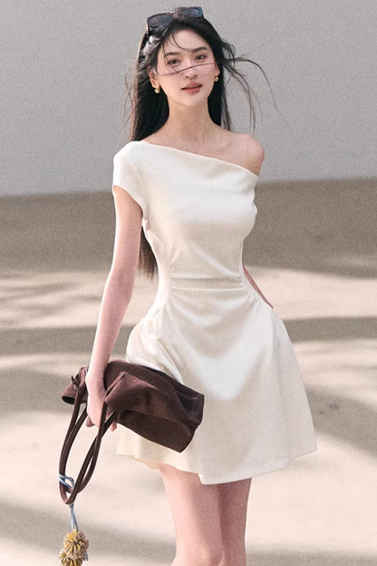Lyocell-Asymmetrisches-Spitzenkleid