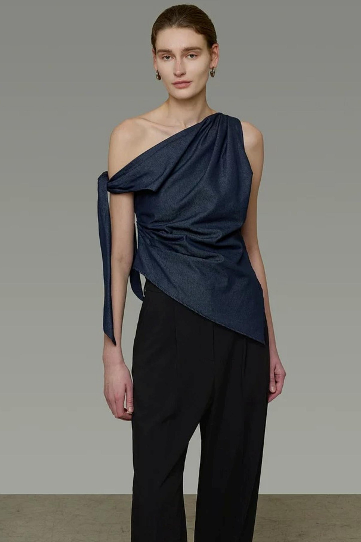 Elegant Short-Sleeved T-Shirt