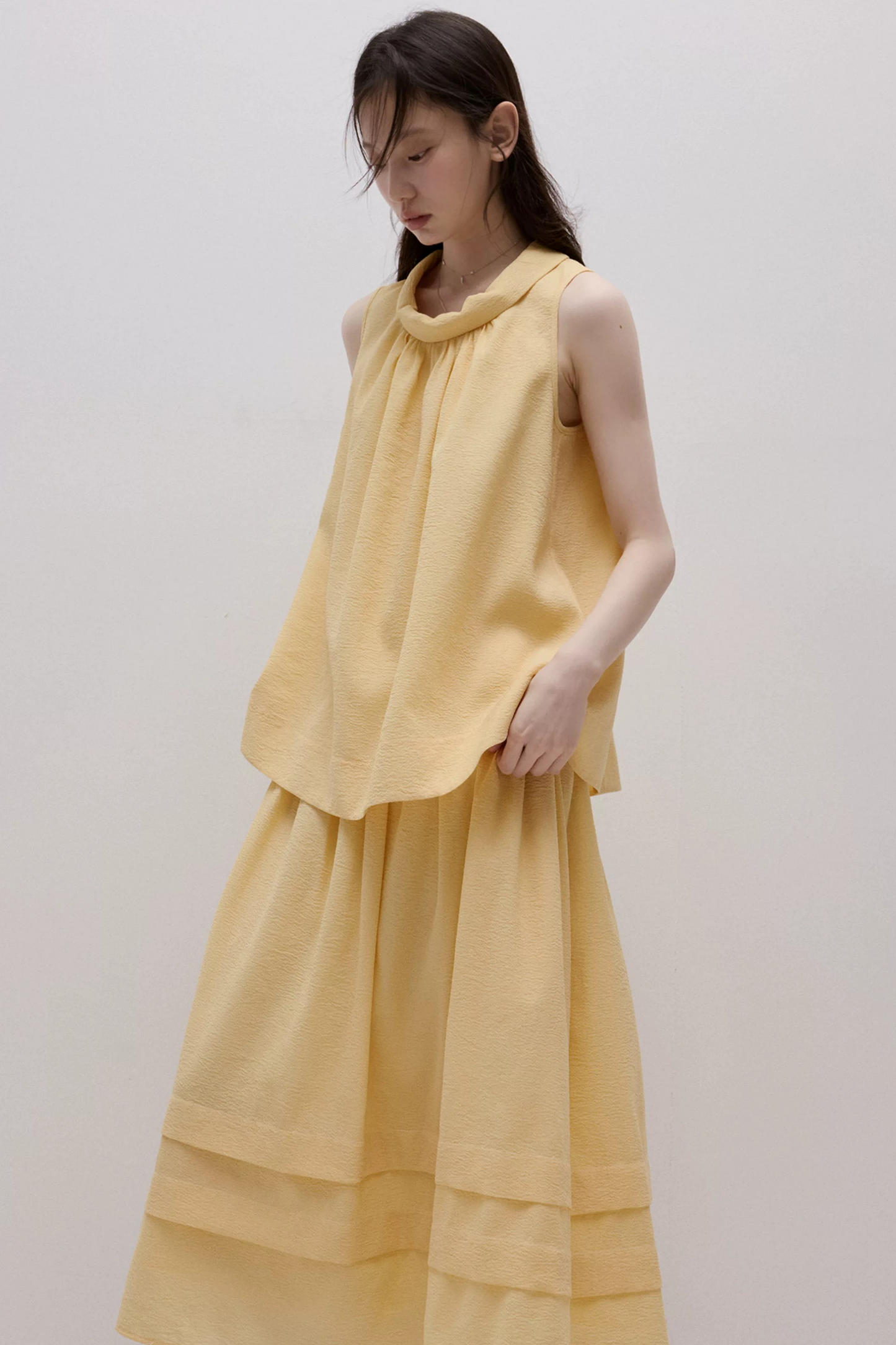 Midsummer Mist Yellow Vest Set-Up