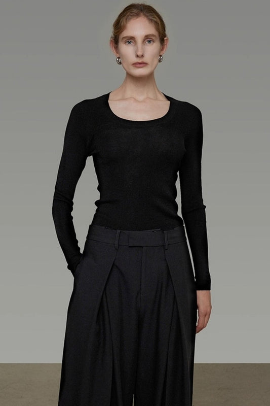 U-Neck Wool Slim Sweater