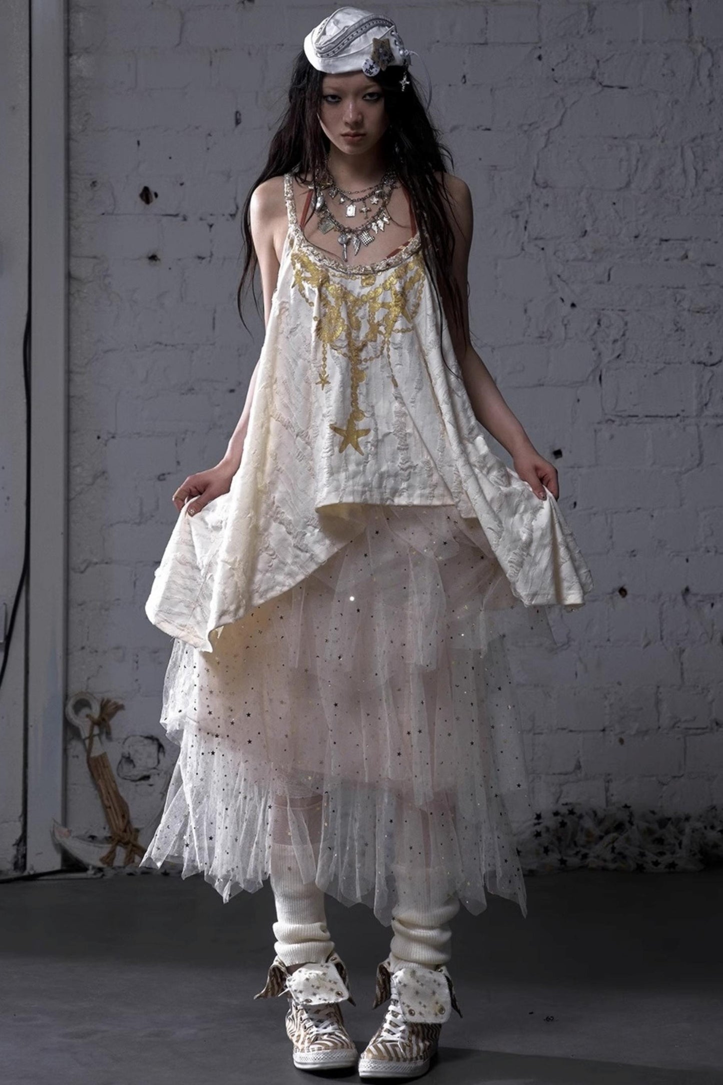 Hippie Star Foil Loose Strap Vest