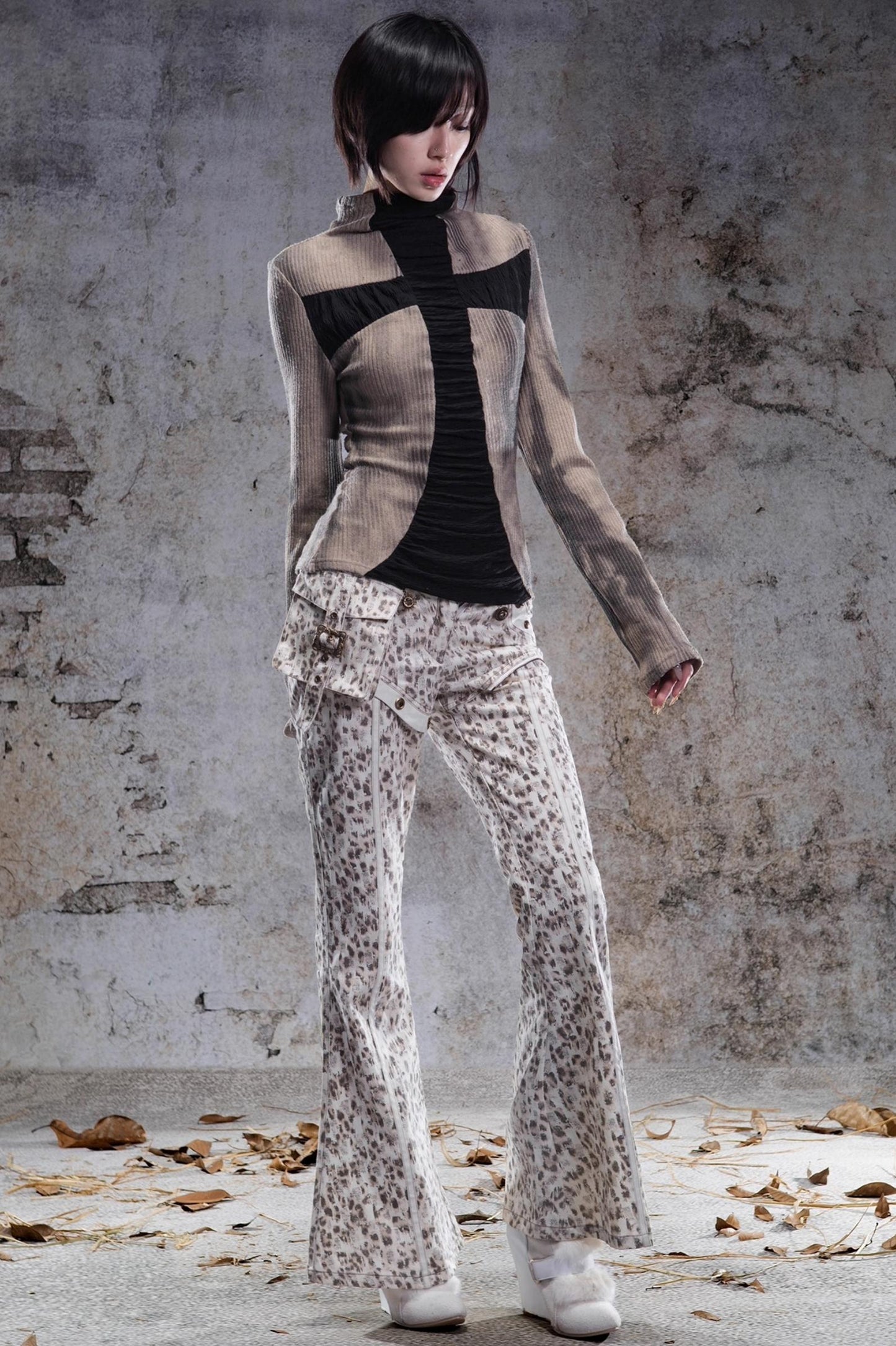 Vintage Leopard Print Flared Pants