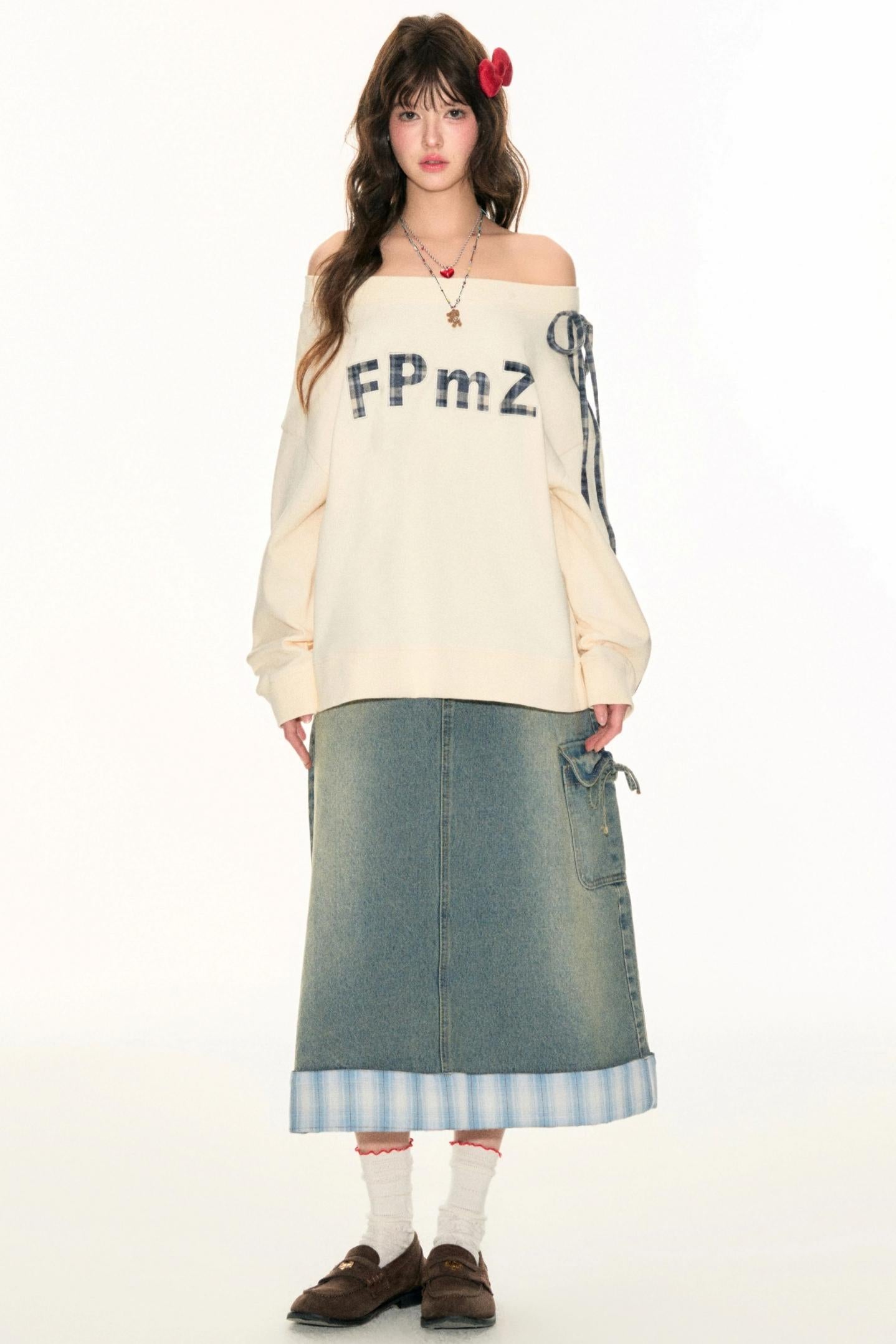 One-Line Letter Patch Sweatshirt