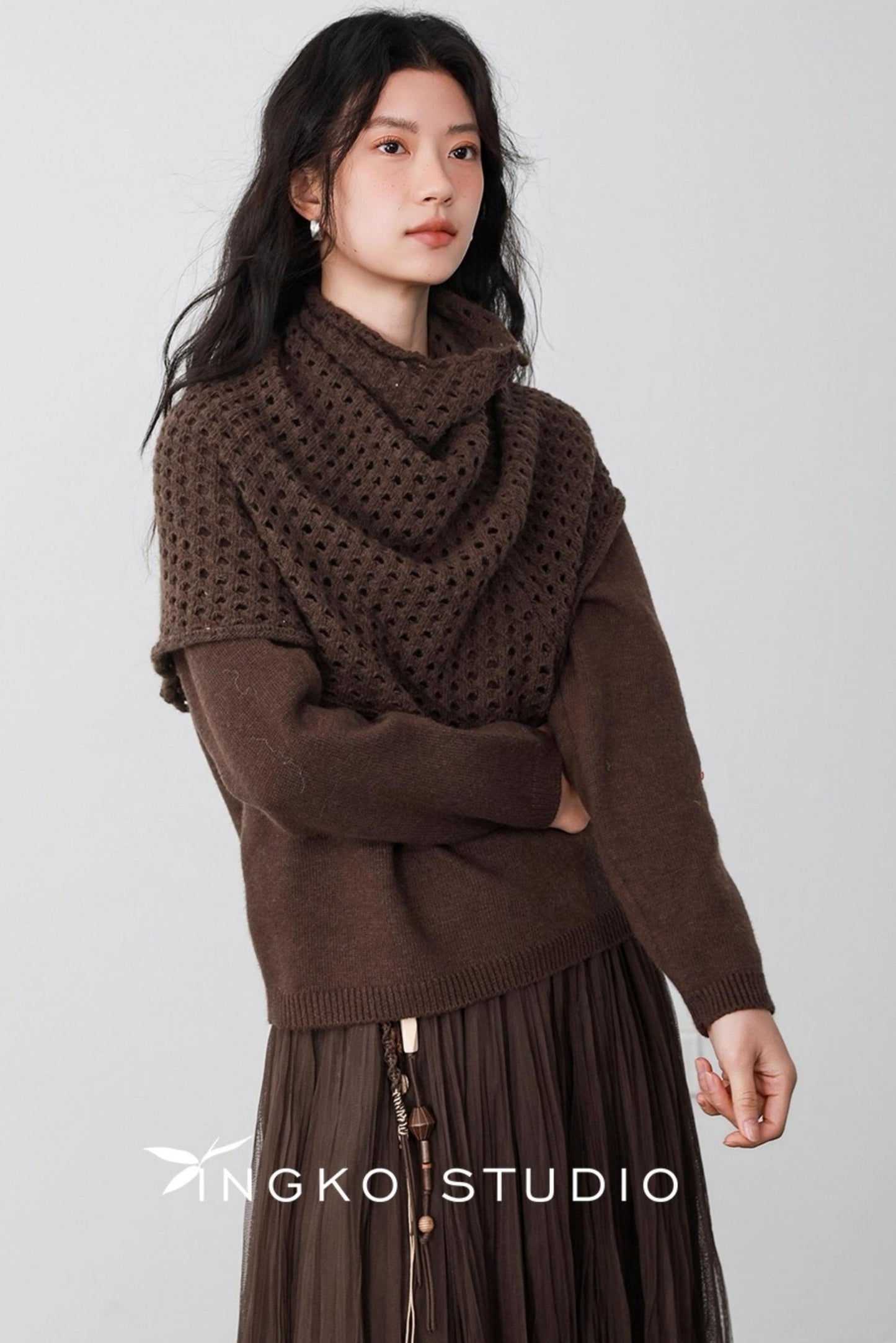 Sauce Brown Shoulder Sweater